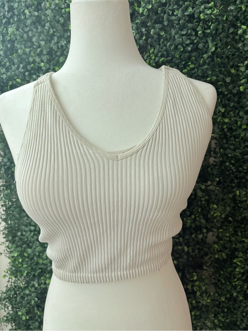 90 Degree By Reflex Ribbed V-Neck Crop Tank Top in Cream